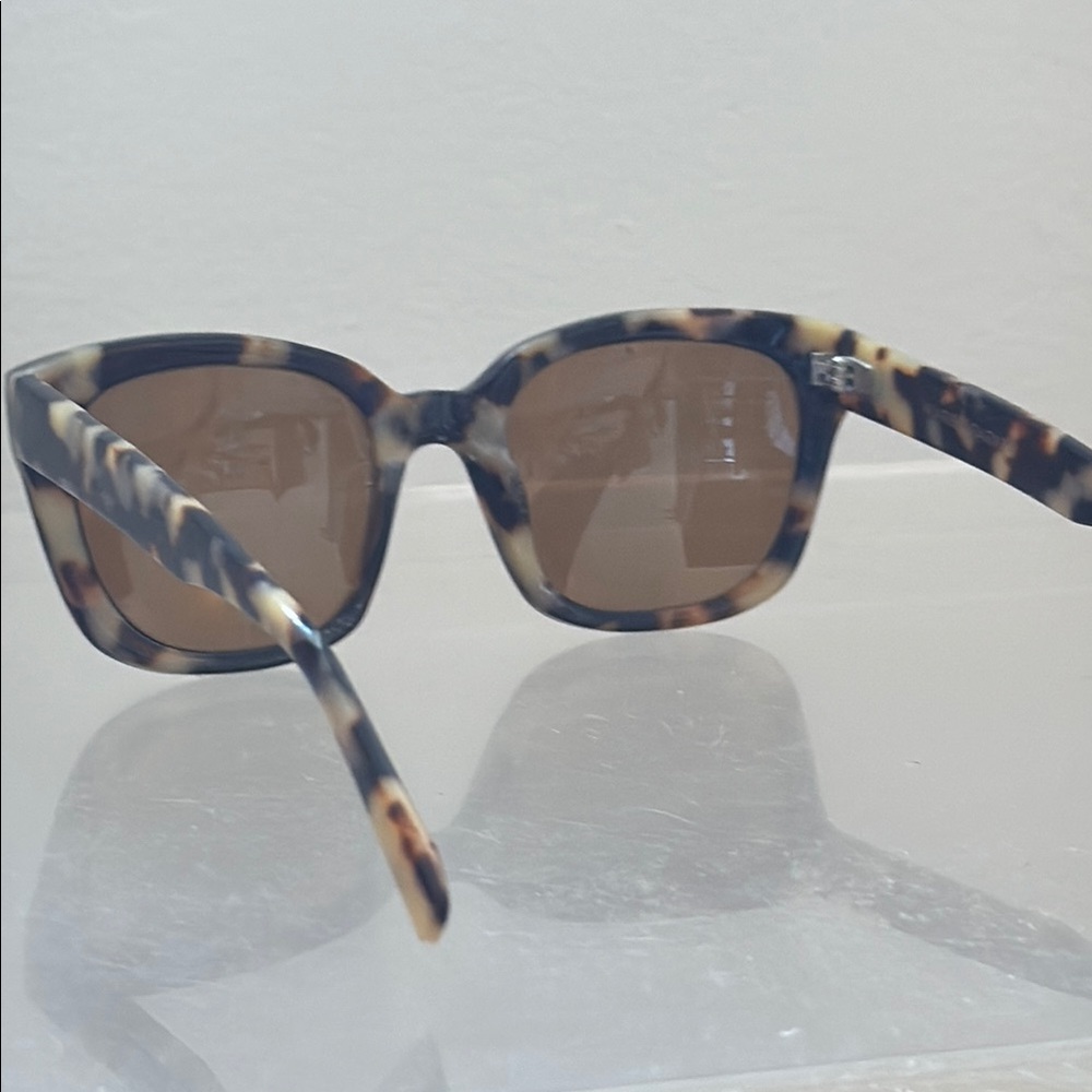 Warby Parker Brown Tortoiseshell Square Sunglasses - Picture 4 of 7